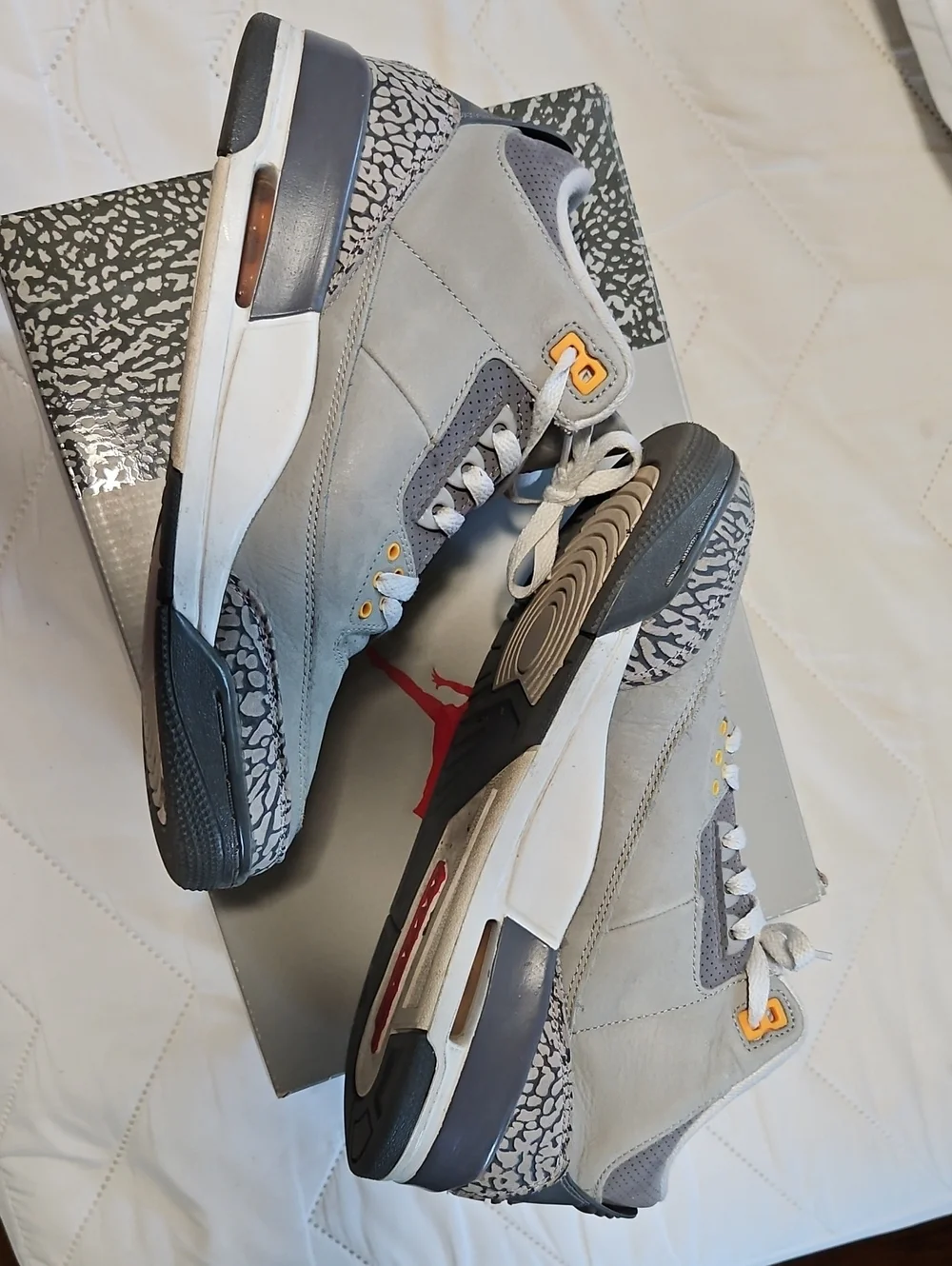 Jordan Men’s Grey and Black Retro Sneakers with Elephant Print